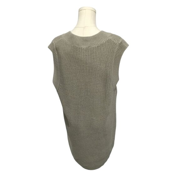 Zara Women's V-neck Sweater Vest - Picture 2 of 4